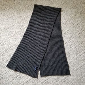 Gap lambswool scarf
